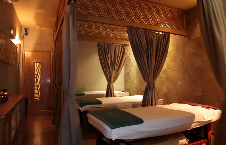 Massage Thư Giãn Từ A-Z Gần Đây: Bí Quyết Đánh Tan Mệt Mỏi Sau Một Ngày Dài
